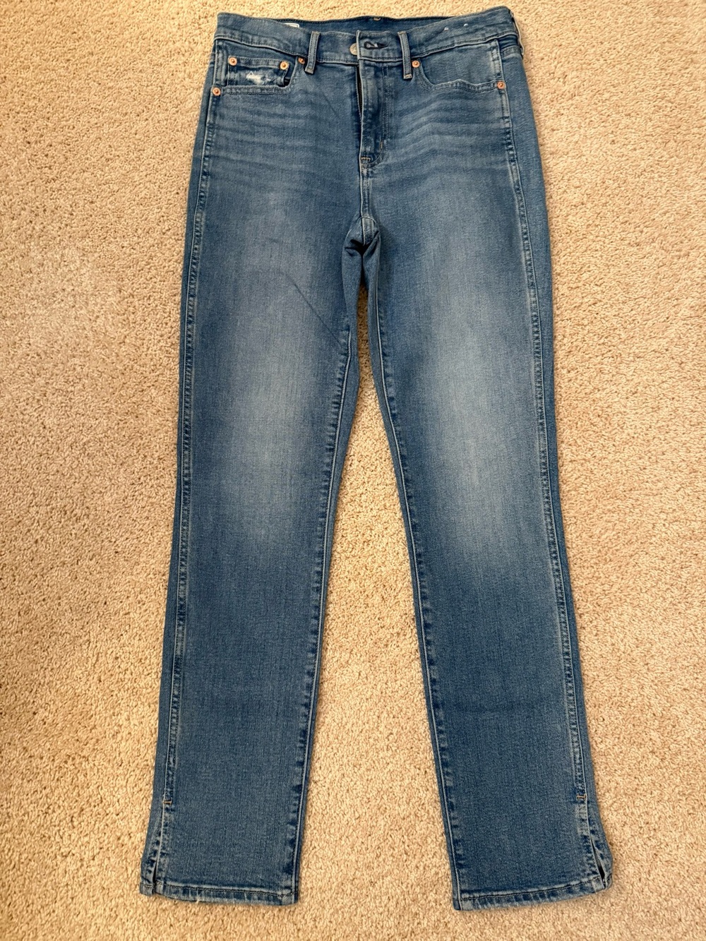 Gap Women’s Vintage Slim Mid-Rise Tall Straight Leg Jeans, split hem- Blue
